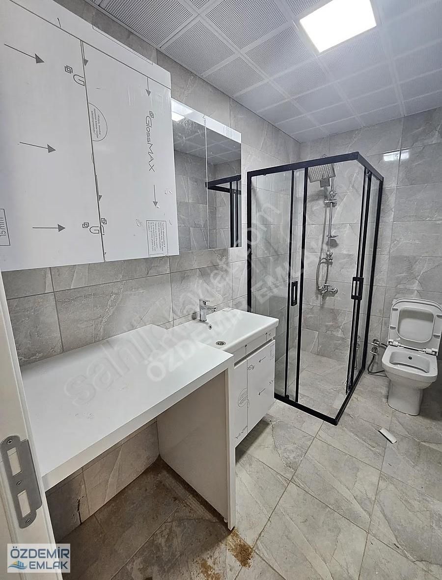 Özdemir Emlaktan Merkezde Ara Kat Yatırımlık Eksiksiz 1+1 Daire - Görsel 22