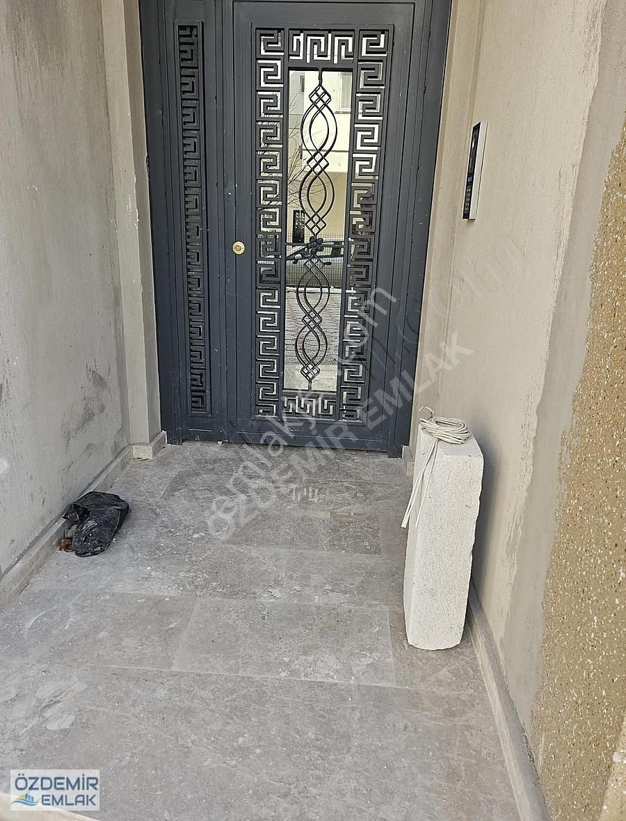 Özdemir Emlaktan Merkezde Ara Kat Yatırımlık Eksiksiz 1+1 Daire - Görsel 21