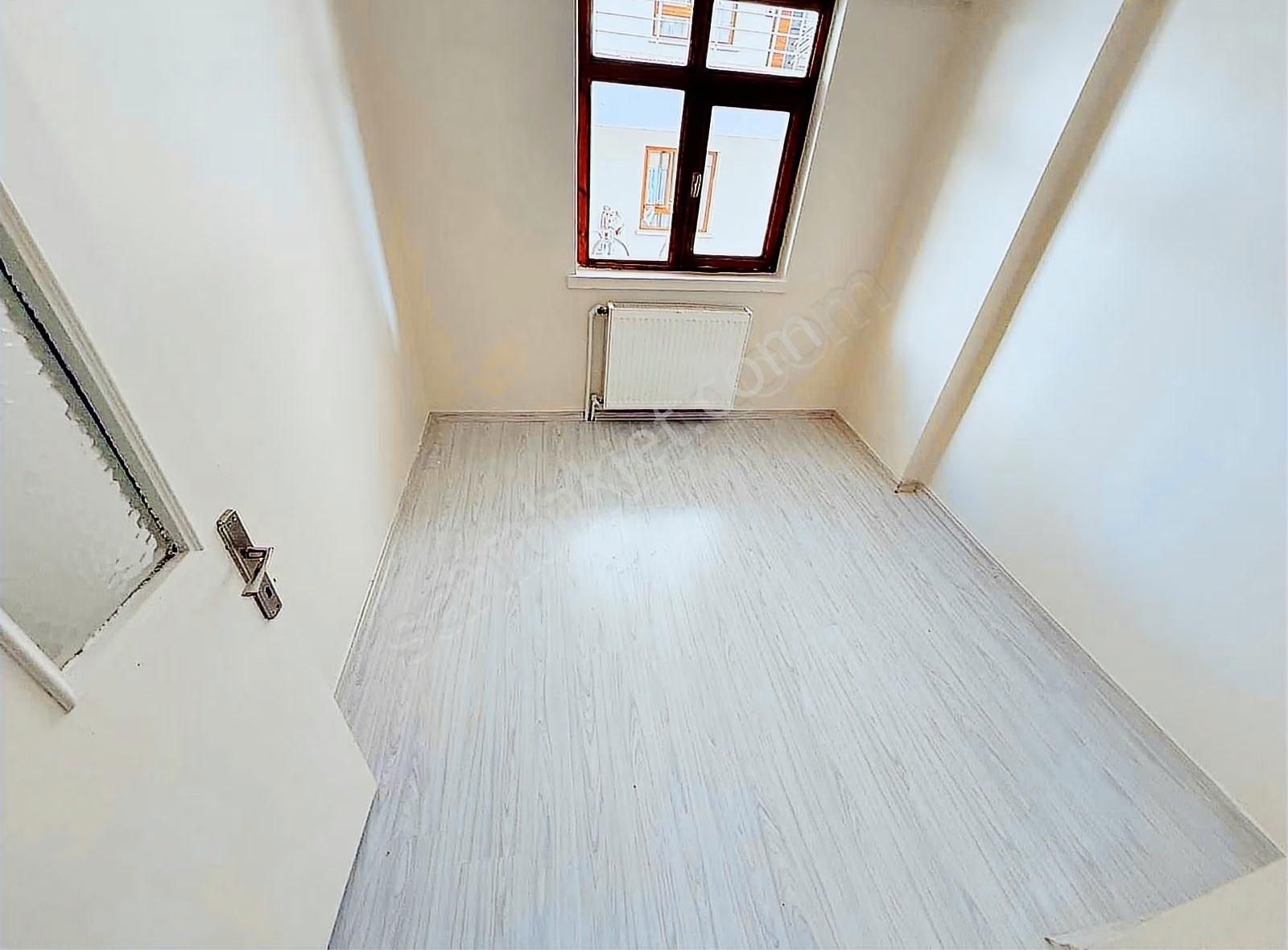 Gölbaşı Şafak'ta Yapılı 3+1 Kiralık Daire 120m² - Görsel 8