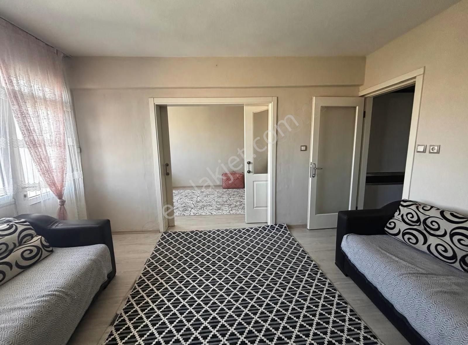 Merkezde Arakat Bakımlı Daire - Görsel 18