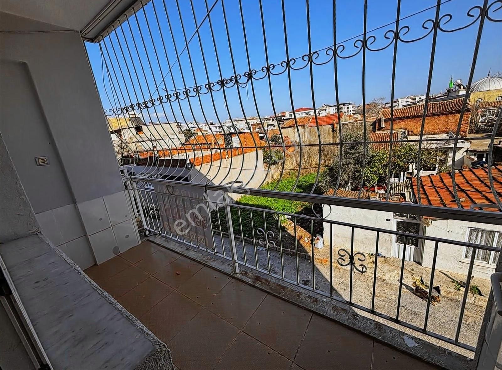 Merkezde Arakat Bakımlı Daire - Görsel 17