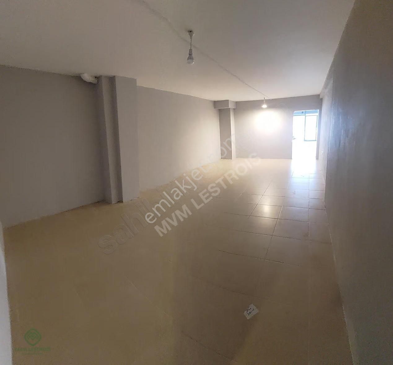 İstanbul Esenyurt'ta Kiralık Dükkan 120 M² - Görsel 4