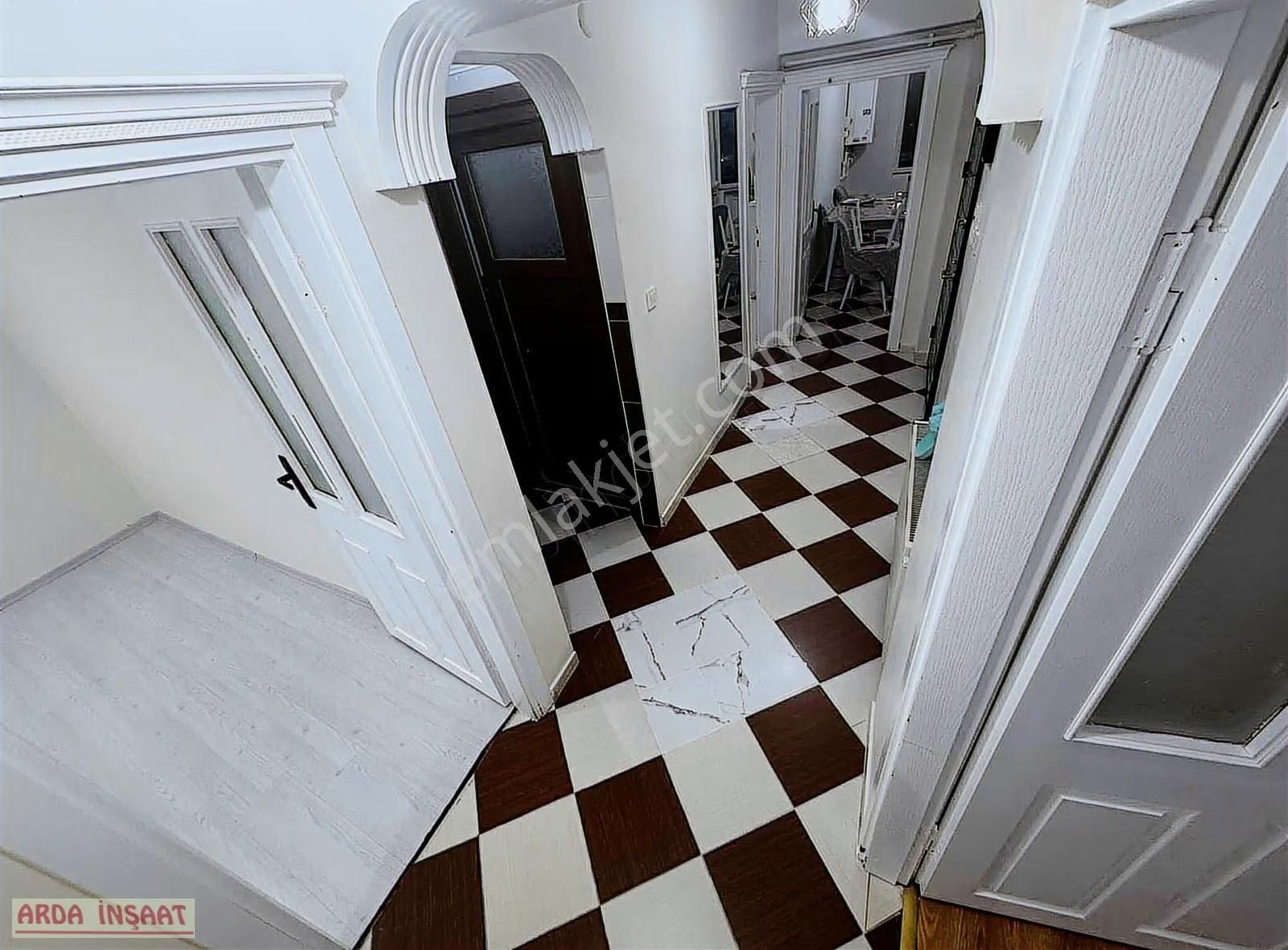 Uğurmumcu Mah Kiralık Y.giriş Daire Ebeveyn Banyolu. - Görsel 15