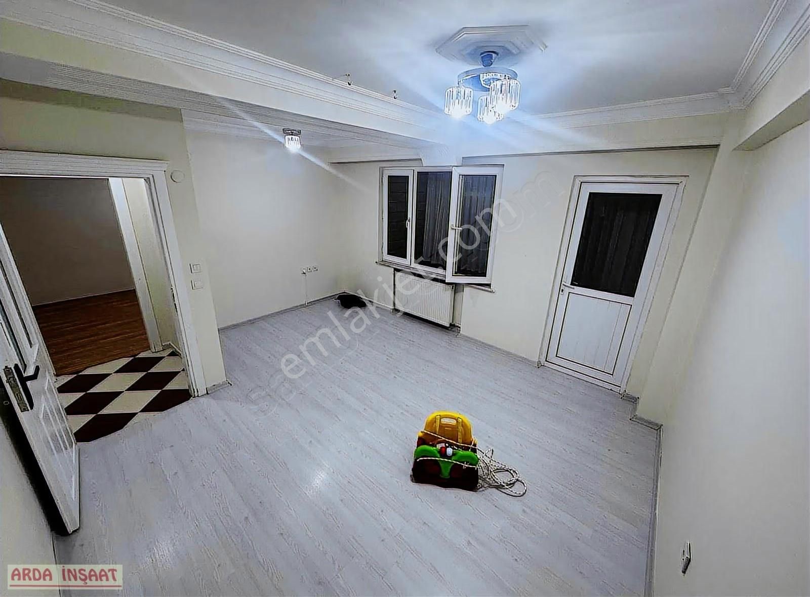 Uğurmumcu Mah Kiralık Y.giriş Daire Ebeveyn Banyolu. - Görsel 3