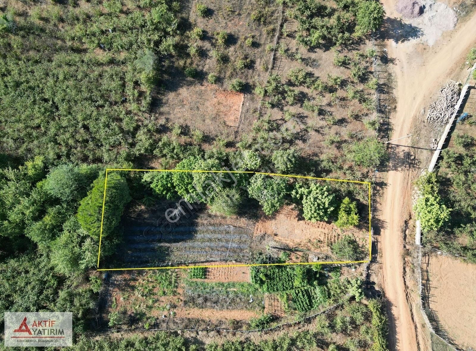 Bağırganlı'da Köyün Hemen Bitişiğinde 647 M2 Yola Cepheli Tarla - Görsel 9