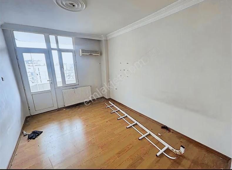 Kur Gruptan M.bulvarda D.gazlı Geniş Oturumlu Cazip Daire - Görsel 7