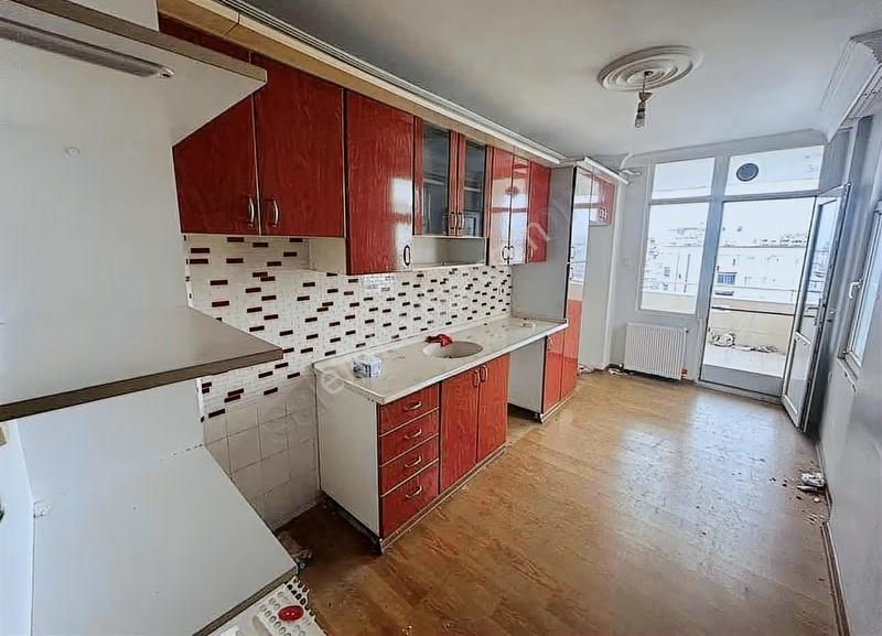 Kur Gruptan M.bulvarda D.gazlı Geniş Oturumlu Cazip Daire