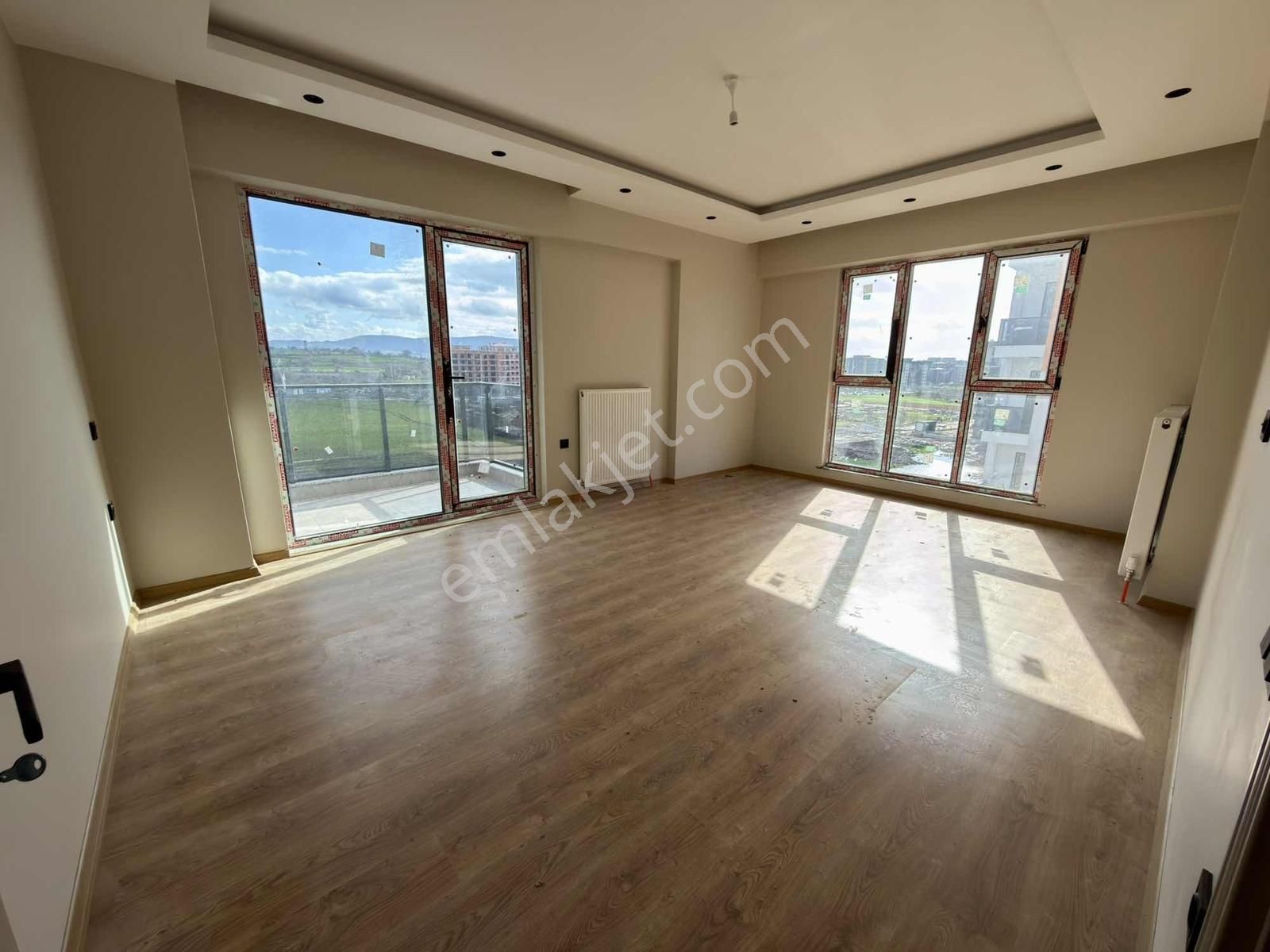 Site İçerisinde Kapalı Otoparklı Geniş E.v Banyolu Sıfır 2+1 - Görsel 30