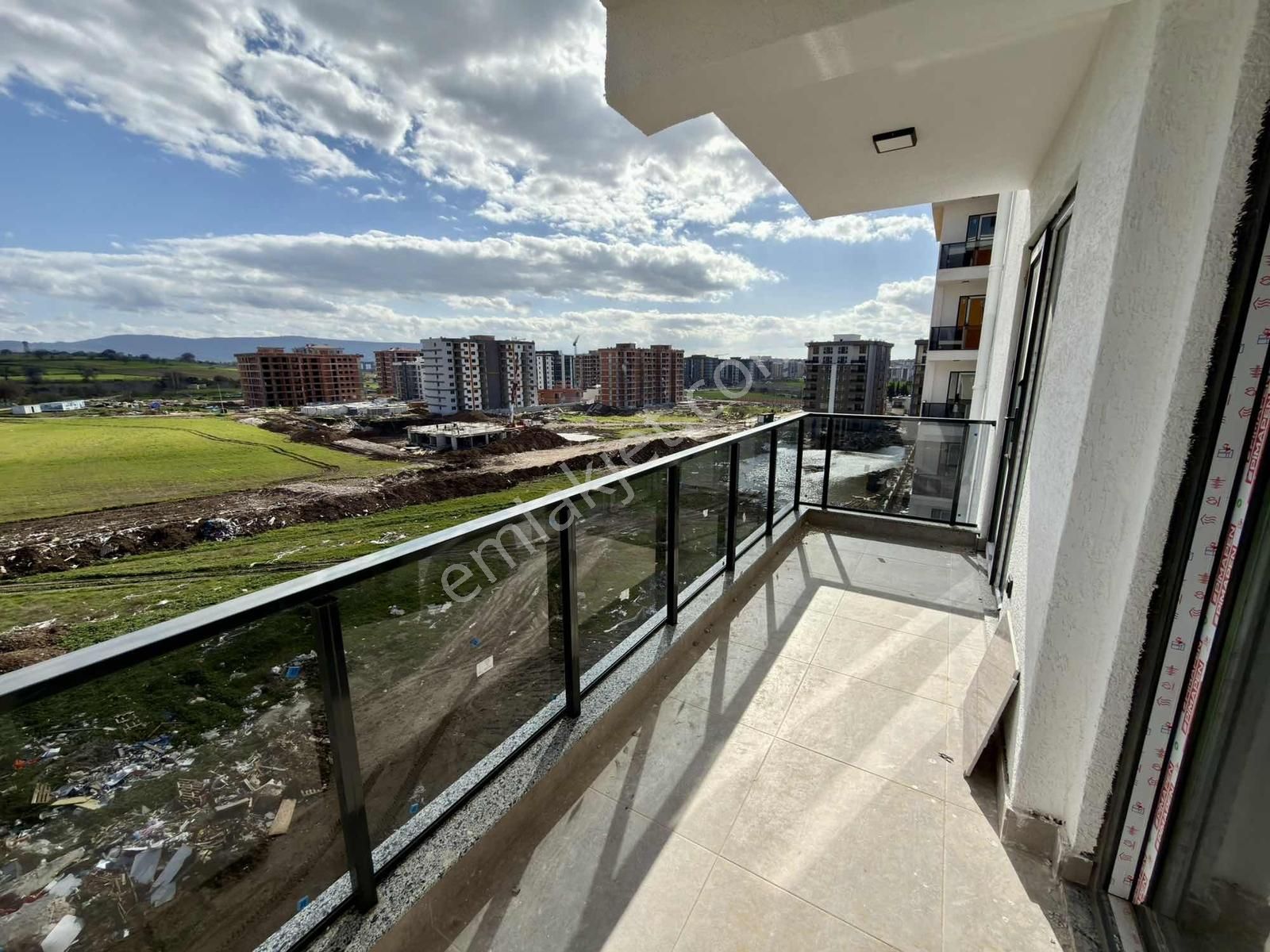 Site İçerisinde Kapalı Otoparklı Geniş E.v Banyolu Sıfır 2+1 - Görsel 18