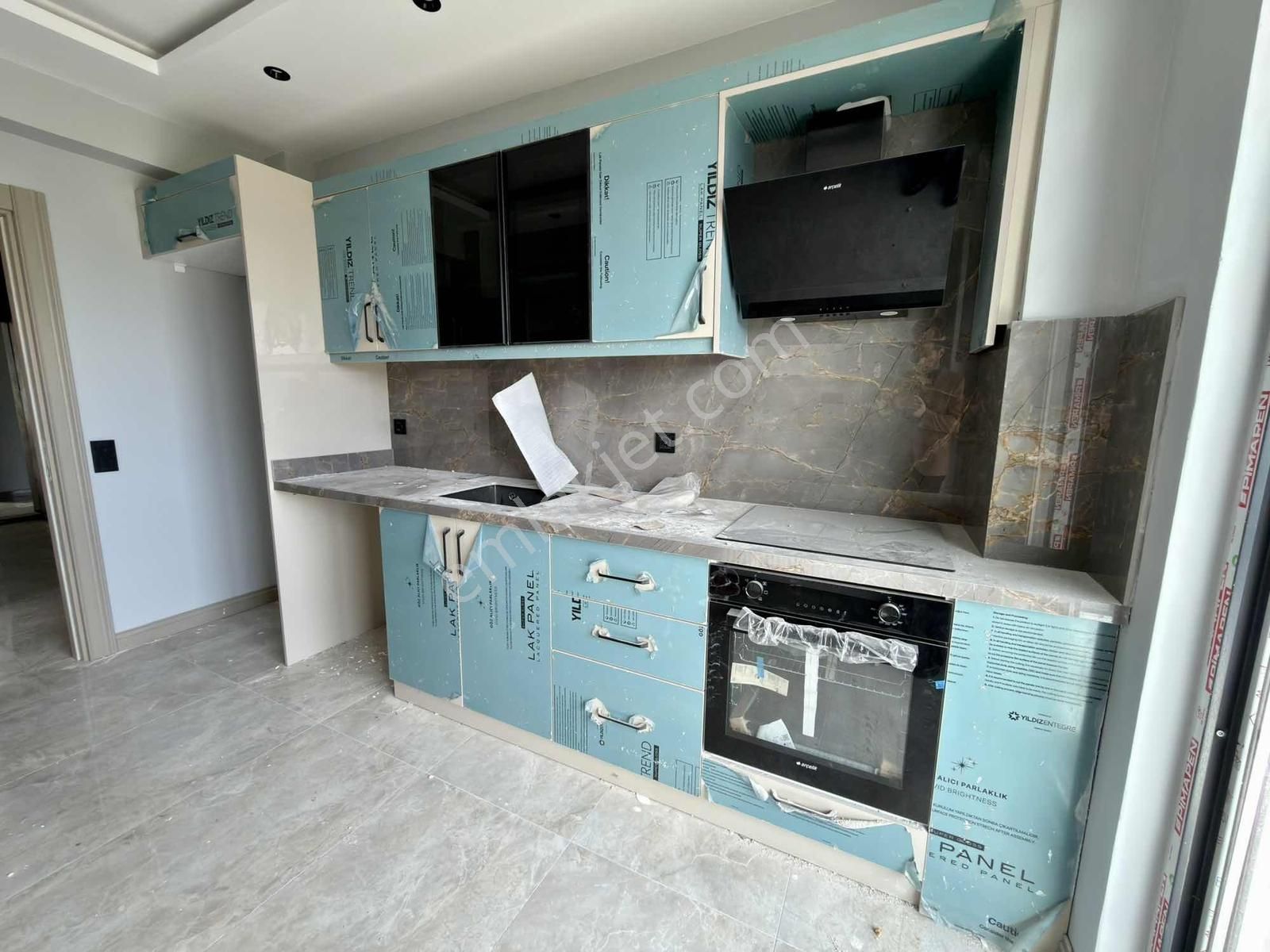 Site İçerisinde Kapalı Otoparklı Geniş E.v Banyolu Sıfır 2+1 - Görsel 35