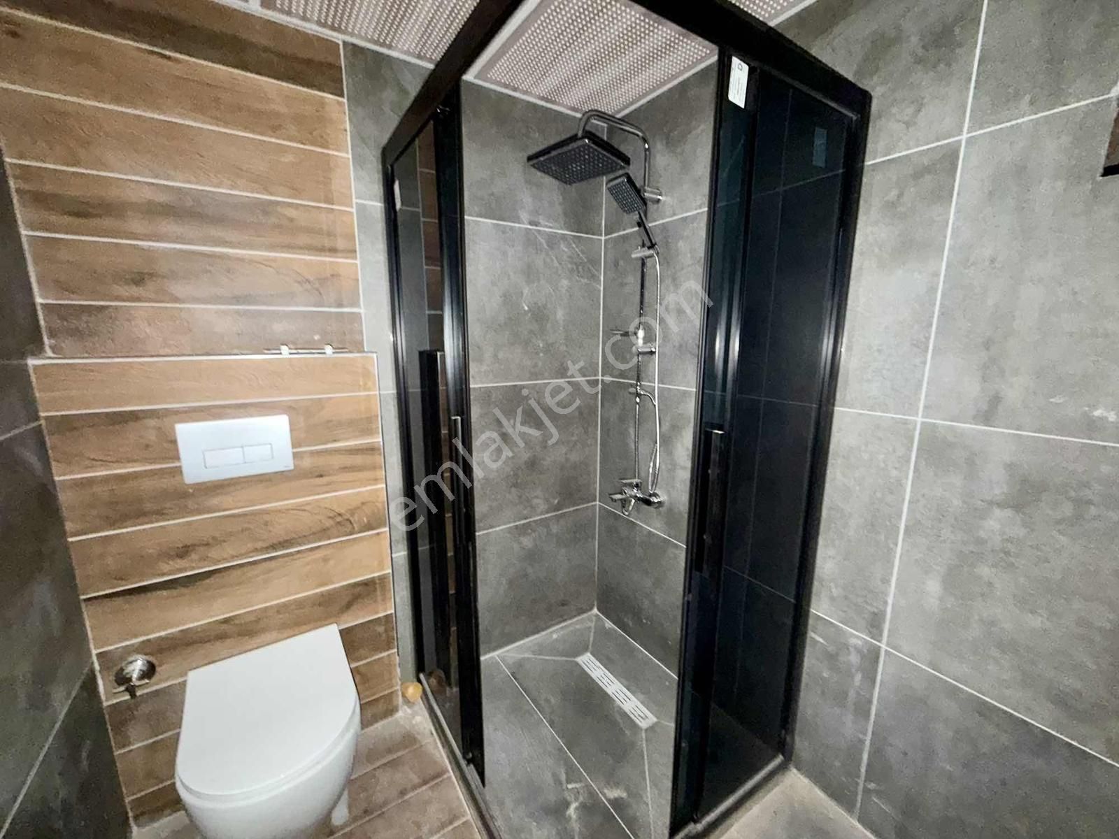 Site İçerisinde Kapalı Otoparklı Geniş E.v Banyolu Sıfır 2+1 - Görsel 31