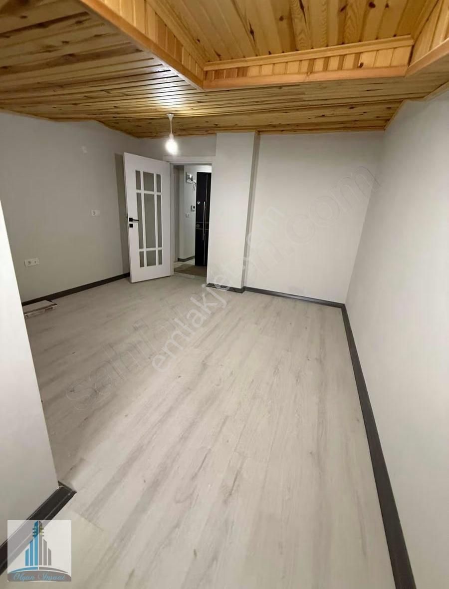 Başakşehir Güvercintepe Kiralık 2+1 Çatı Kat Daire - Görsel 16