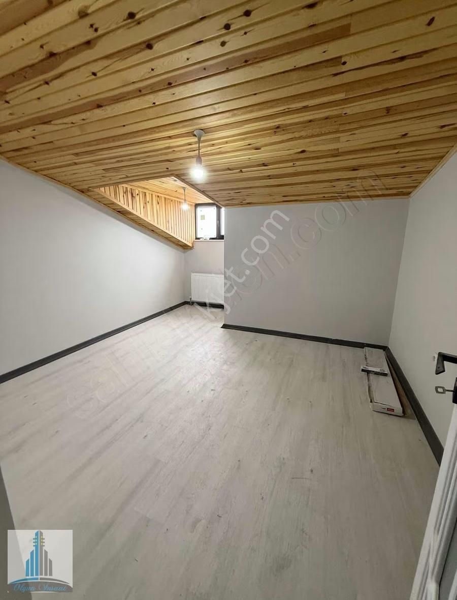 Başakşehir Güvercintepe Kiralık 2+1 Çatı Kat Daire - Görsel 13
