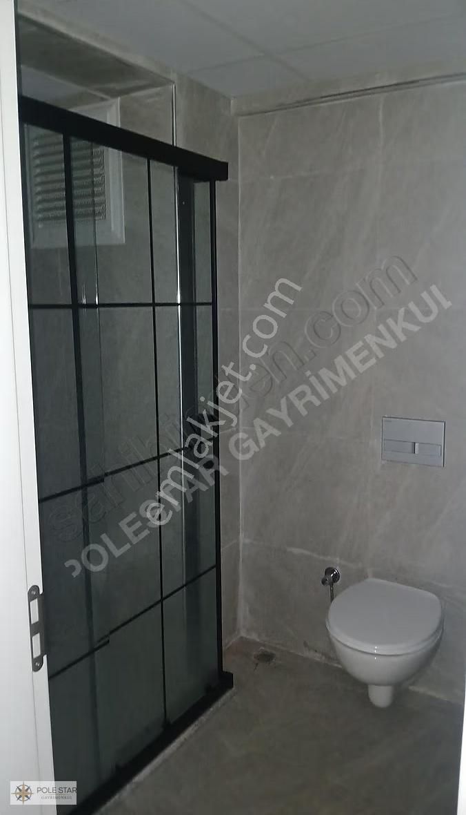 Konforlu Yaşam: Ultra Geniş 2+1 Daire, Merkezi Konumda! - Görsel 16