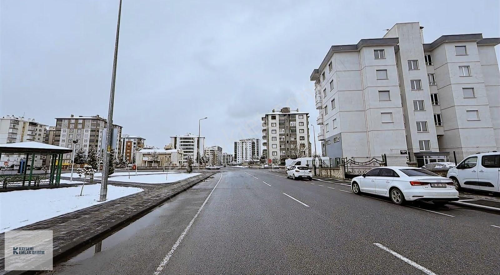 Mithatpaşa Mah.3+1 Hobi Bahçeli Kiralık Geniş Ferah Daire - Görsel 16