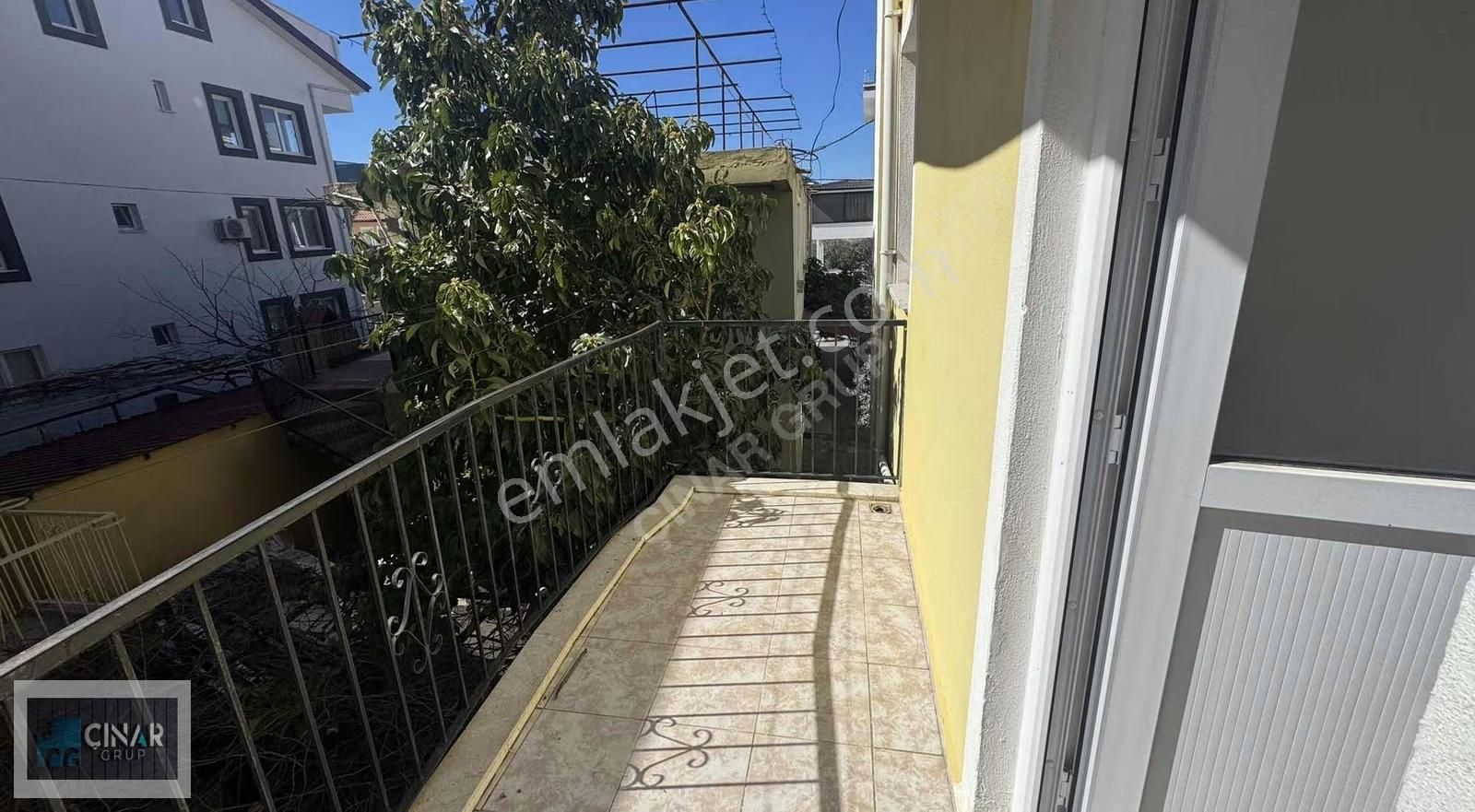 Merkezi Konumda, 2 Wcli, 2 Balkonlu Ferah 2+1 Kiralık Ara Kat - Görsel 24