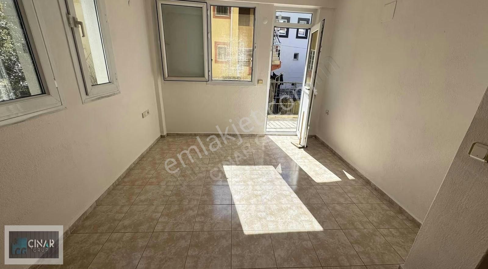 Merkezi Konumda, 2 Wcli, 2 Balkonlu Ferah 2+1 Kiralık Ara Kat - Görsel 21