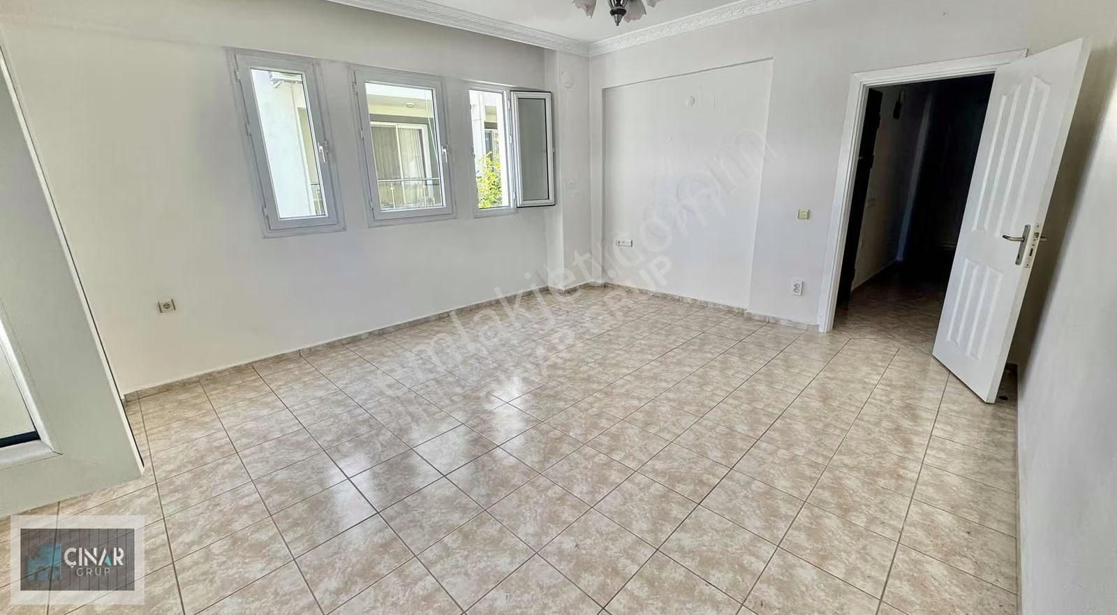 Merkezi Konumda, 2 Wcli, 2 Balkonlu Ferah 2+1 Kiralık Ara Kat - Görsel 3