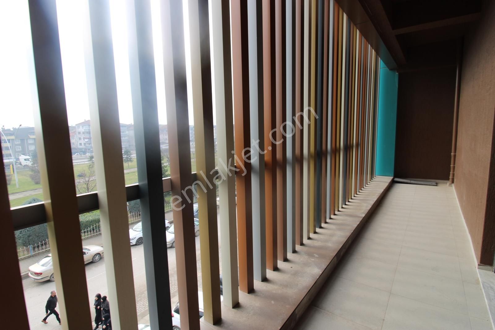 İnegölün En Prestijli Noktasında Weltyapı Plazada Cadde Mağaza - Görsel 19