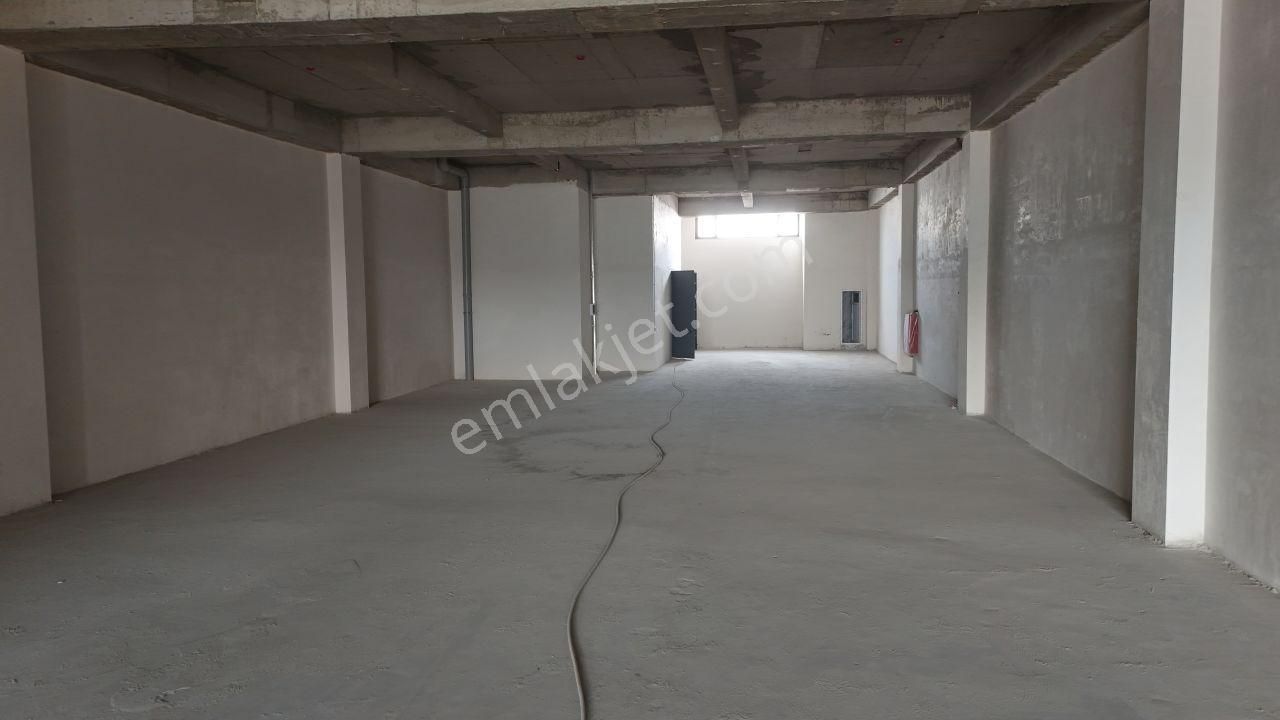 İnegölün En Prestijli Noktasında Weltyapı Plazada Cadde Mağaza - Görsel 14