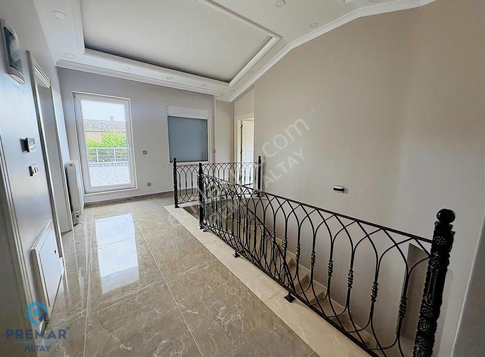 Büyükçekmece Karaağaç Mah. Doğa Evlerinde Tripleks Kiralık Villa - Görsel 27