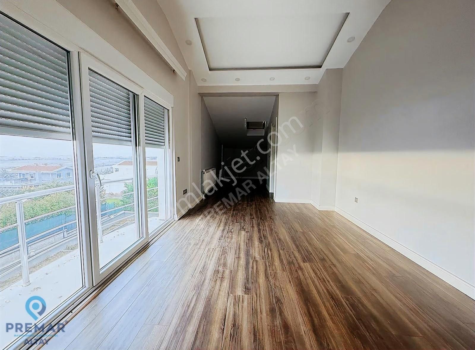 Büyükçekmece Karaağaç Mah. Doğa Evlerinde Tripleks Kiralık Villa - Görsel 22