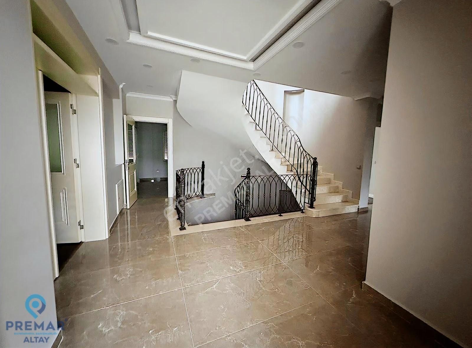 Büyükçekmece Karaağaç Mah. Doğa Evlerinde Tripleks Kiralık Villa - Görsel 31