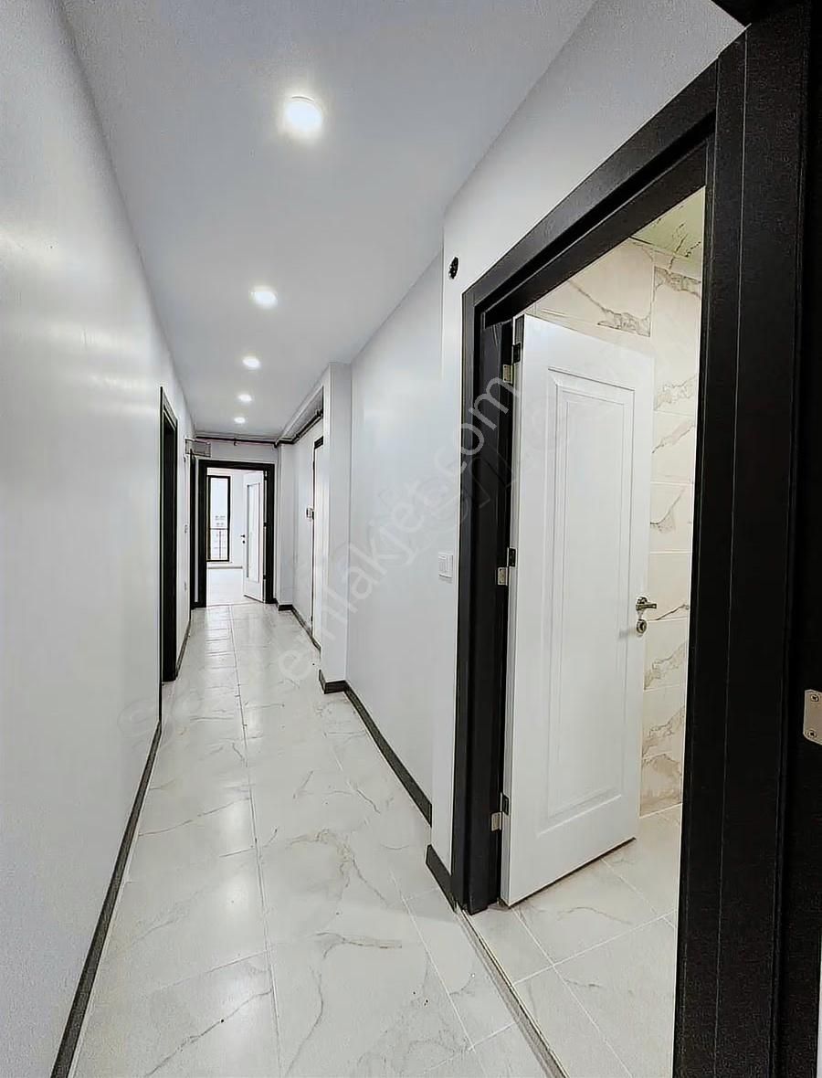 Avcılar Üniversite Mah Acil Satlık 2+1 Daire Yürüyüş Yolu Yanı - Görsel 13