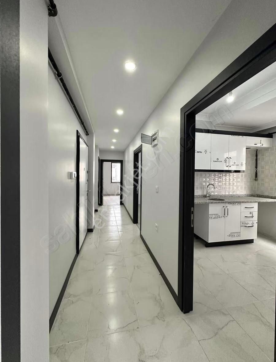 Avcılar Üniversite Mah Acil Satlık 2+1 Daire Yürüyüş Yolu Yanı - Görsel 5