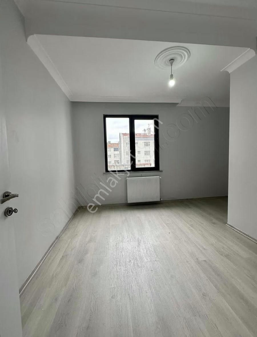 Avcılar Üniversite Mah Acil Satlık 2+1 Daire Yürüyüş Yolu Yanı - Görsel 10