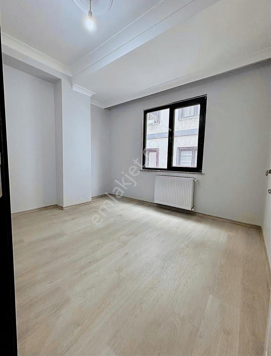 Avcılar Üniversite Mah Acil Satlık 2+1 Daire Yürüyüş Yolu Yanı - Görsel 33