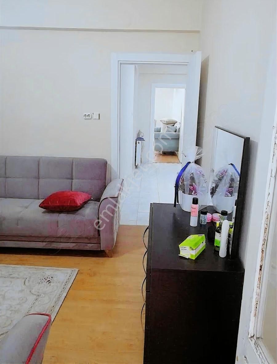 Üniversite Mah Satlık 2+1 Daire Yürüyüş Yolu Yanı - Görsel 2