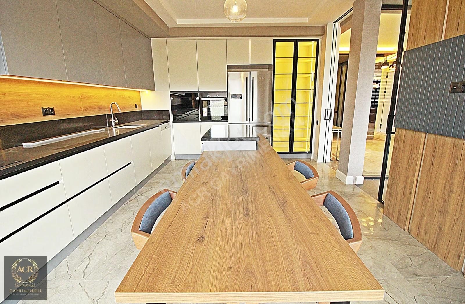 Lüks Detaylarla Donatılmış Site İçerisinde 4.5+1 220 M2 Daire - Görsel 23
