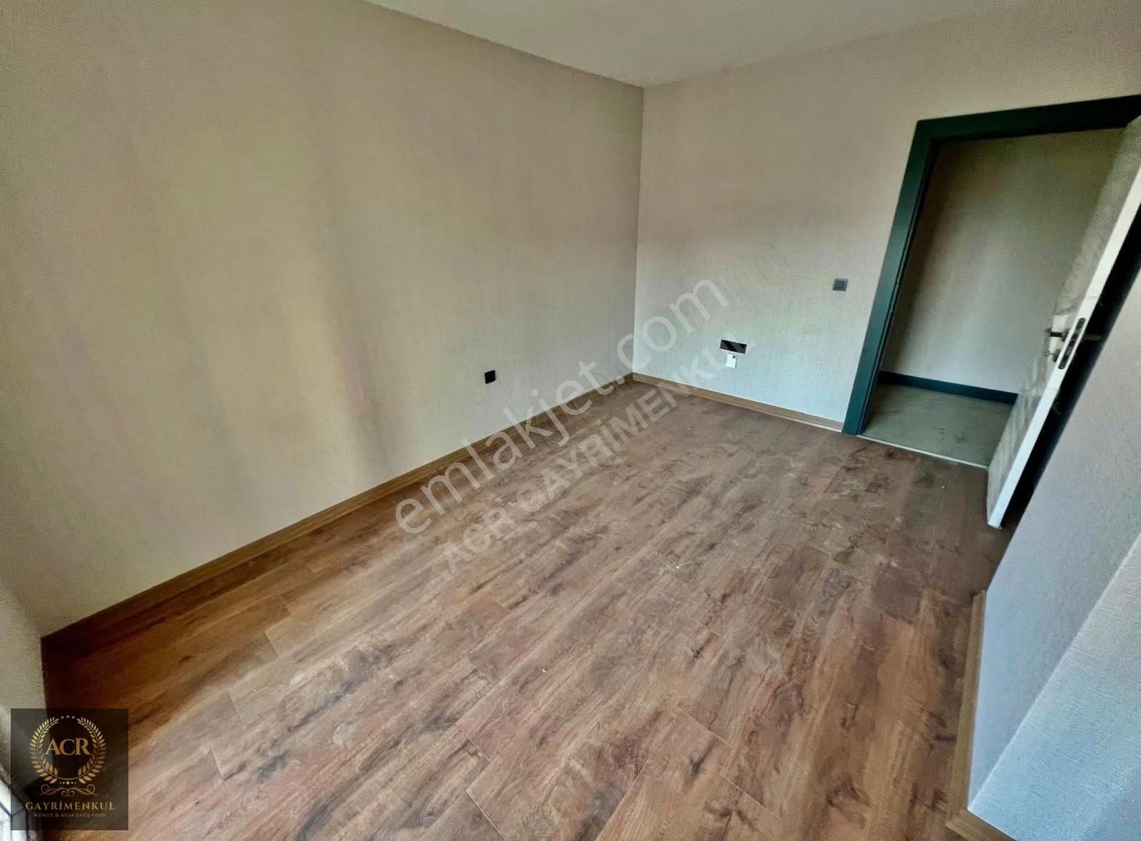 Acr'den Bulvar Paraleli Geniş M2 Caddeye Cephe 4.5+1 Daire - Görsel 35