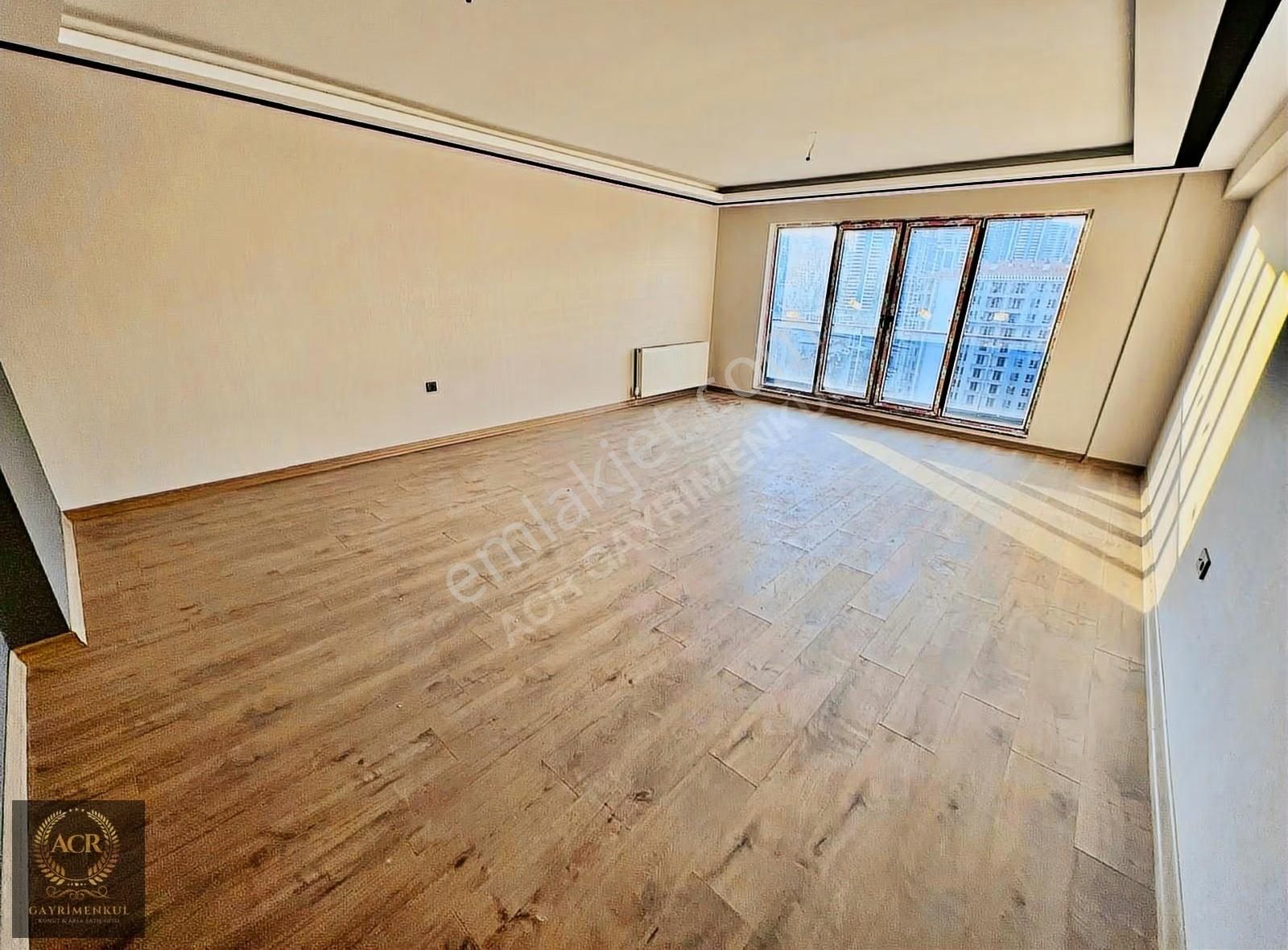 Acr'den Bulvar Paraleli Geniş M2 Caddeye Cephe 4.5+1 Daire - Görsel 13