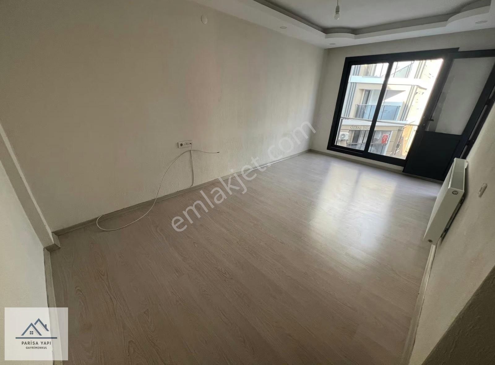 Parisadan Kozağaç Meydan Çiftçi Petrol Yakını Kiralık 3+1 Daire