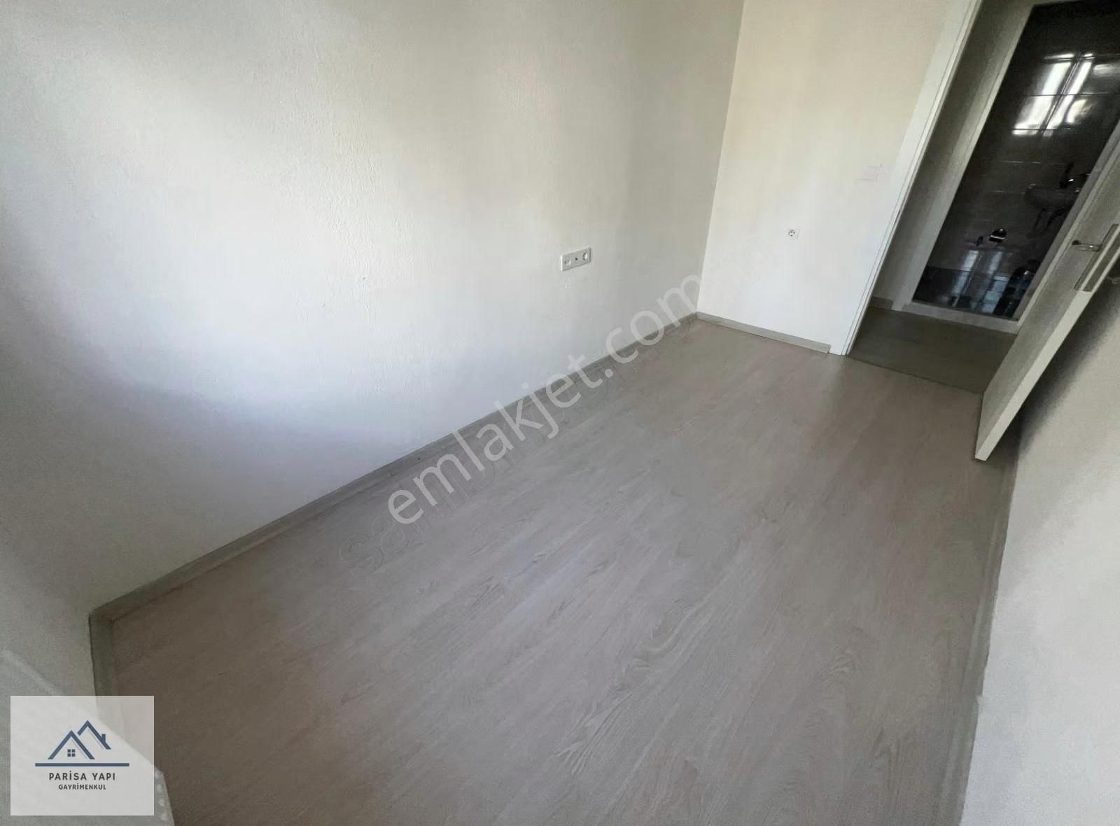 Parisadan Kozağaç Meydan Çiftçi Petrol Yakını Kiralık 3+1 Daire - Görsel 11