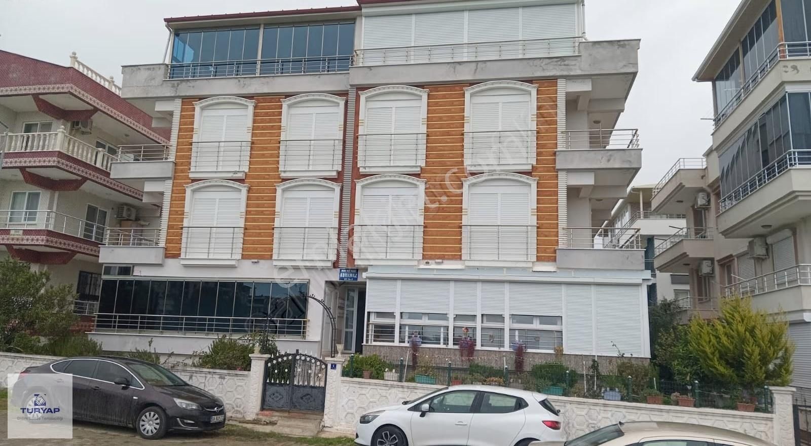 Didim Efeler De 2+1 Ayrı Mutfak Lüks Daire