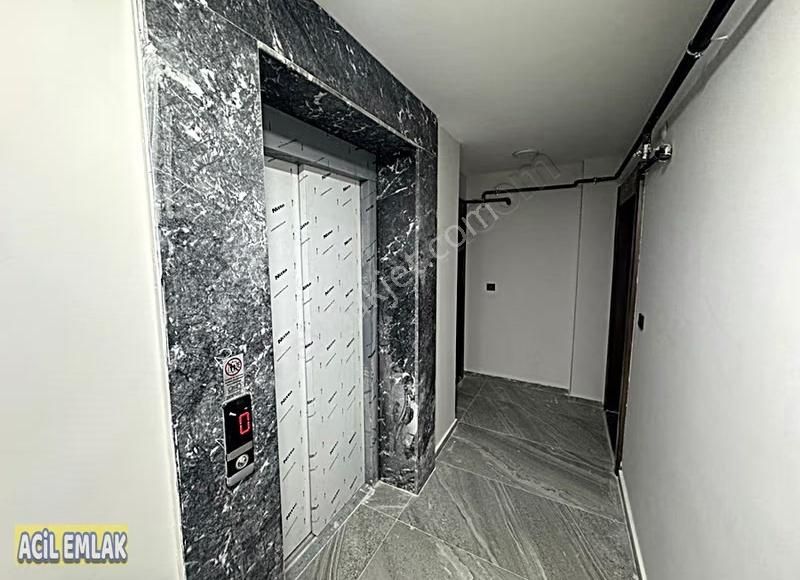 Acil Emlaktan Hastane Yakını Katta Sıfır Kiralık Daire - Görsel 13