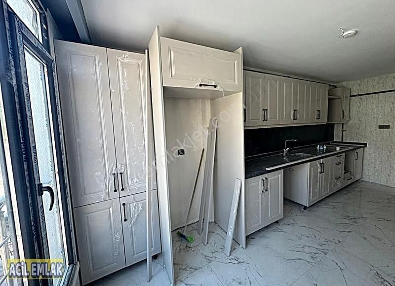 Acil Emlaktan Hastane Yakını Katta Sıfır Kiralık Daire - Görsel 11
