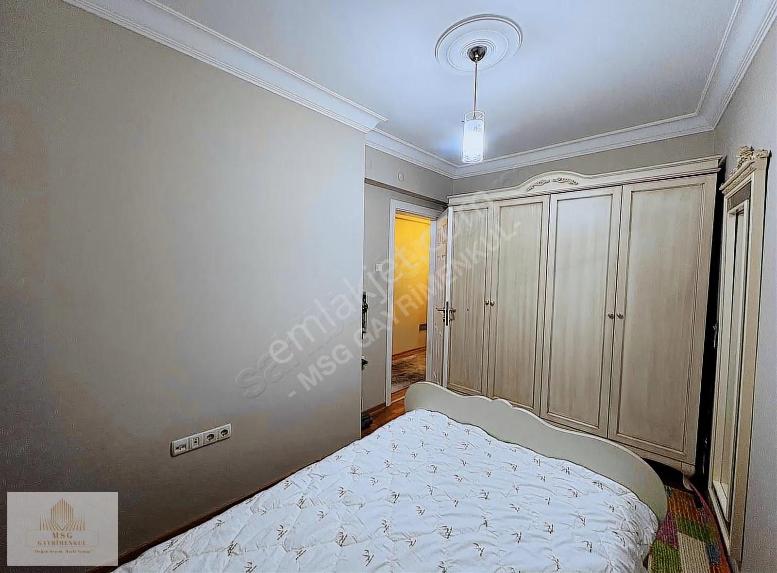 -msg'den Bahçelievlerde Ara Kat, Bakımlı 3+1 - 115 M2 Daire- - Görsel 21