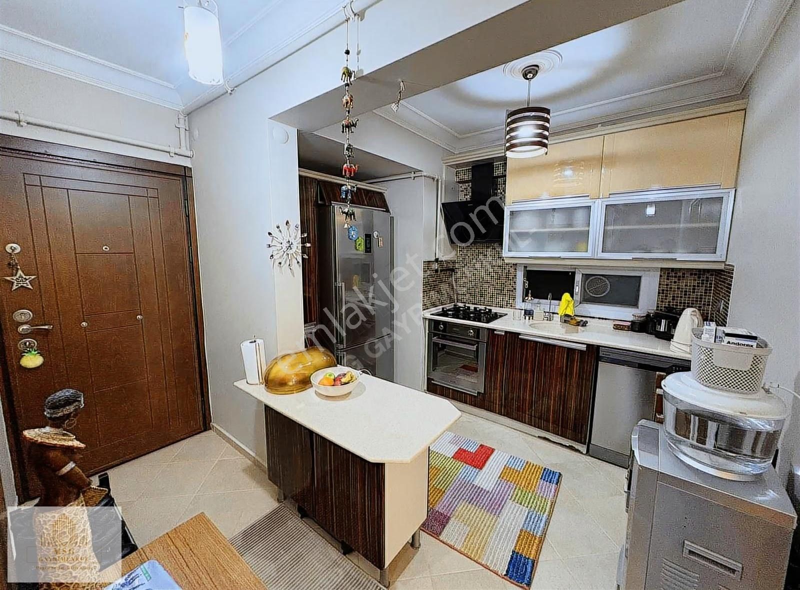 -msg'den Bahçelievlerde Ara Kat, Bakımlı 3+1 - 115 M2 Daire- - Görsel 43