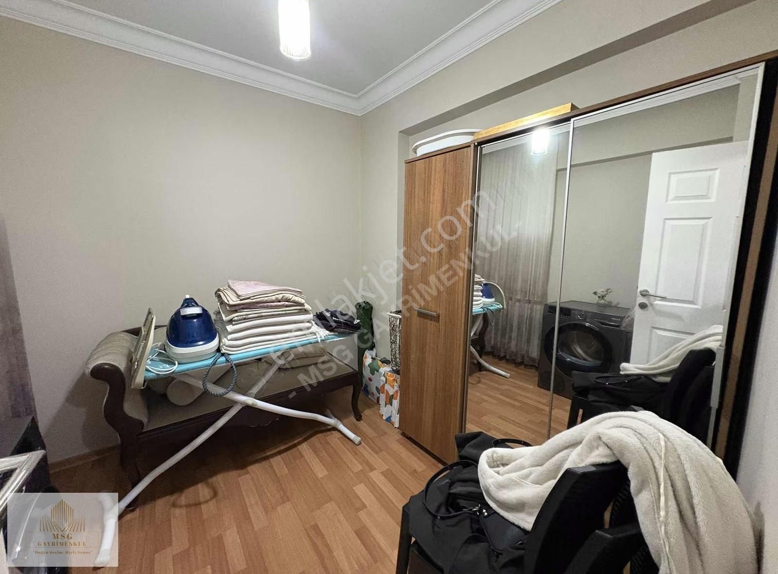 -msg'den Bahçelievlerde Ara Kat, Bakımlı 3+1 - 115 M2 Daire- - Görsel 23