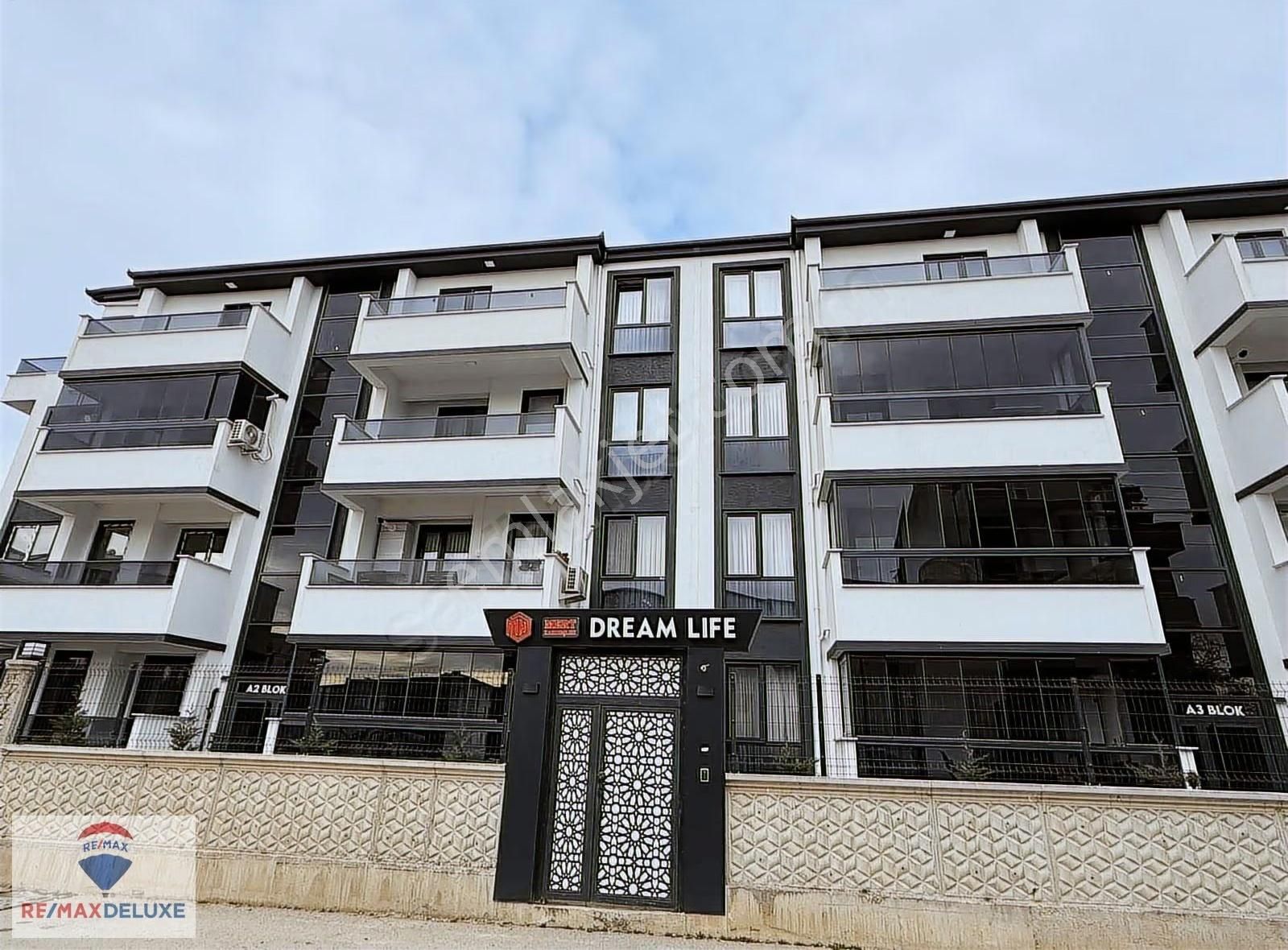 Kartepe Fsm Havuzlu Sitede Eğimsiz 2+1 Çatı Dubleks - Görsel 25