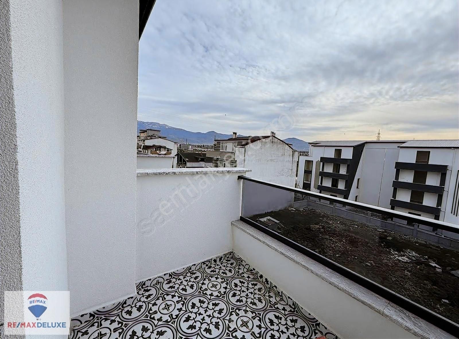 Kartepe Fsm Havuzlu Sitede Eğimsiz 2+1 Çatı Dubleks - Görsel 32