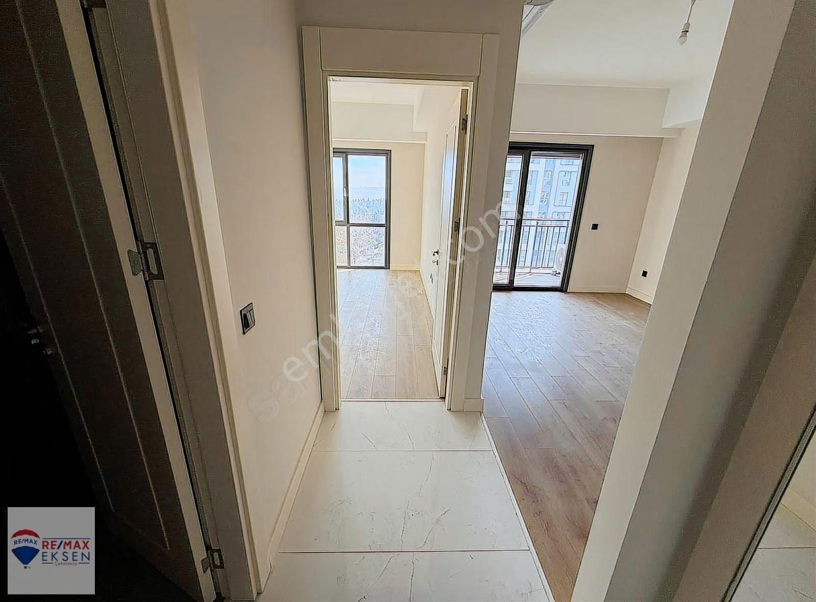 Rams City Haliç'te 8. Kat Full Haliç Manzaralı Kiralık 1+1 Daire - Görsel 5