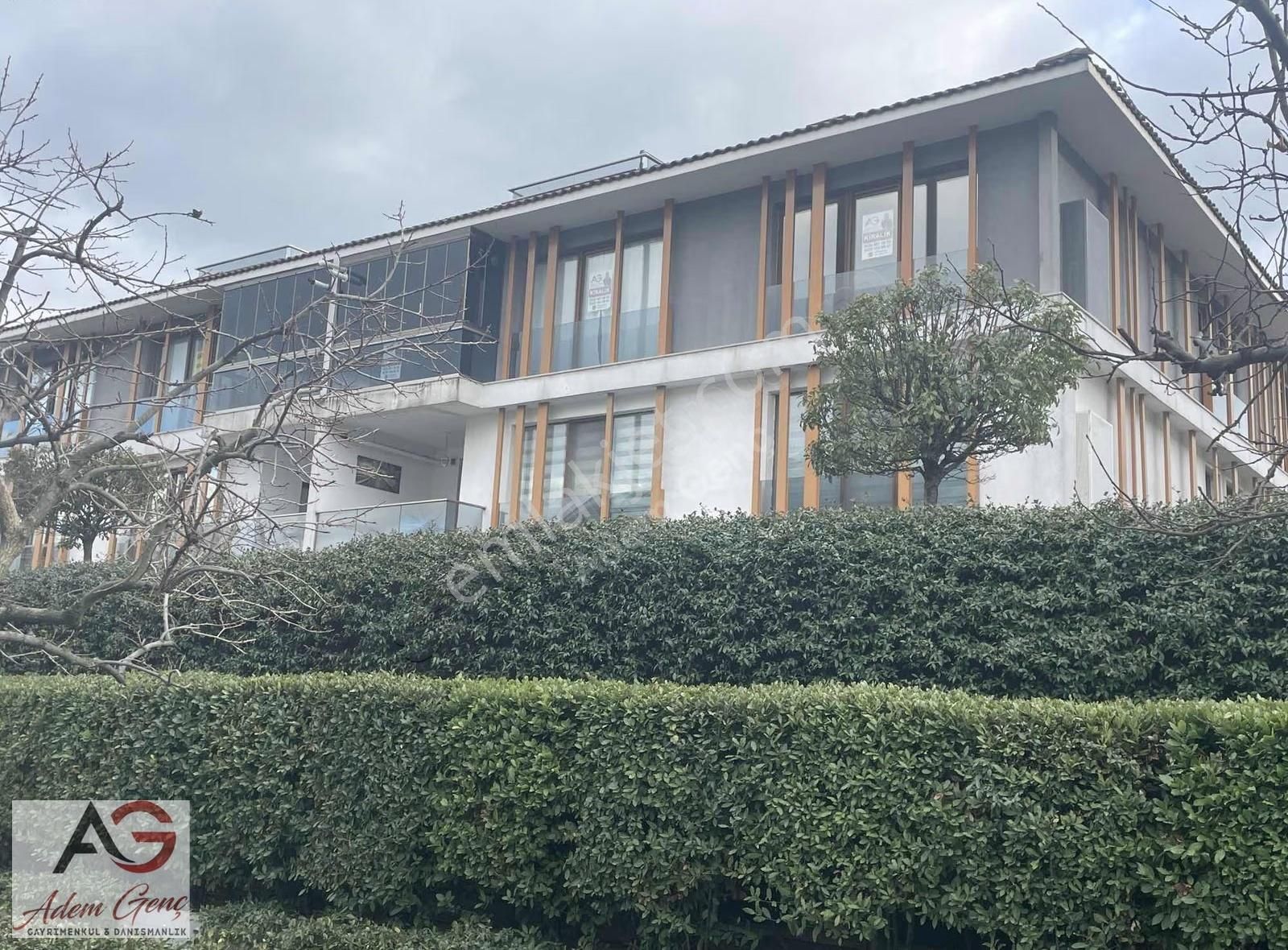 Avcılar Park Sitesi Kiralık 4+1 Daire - Görsel 4