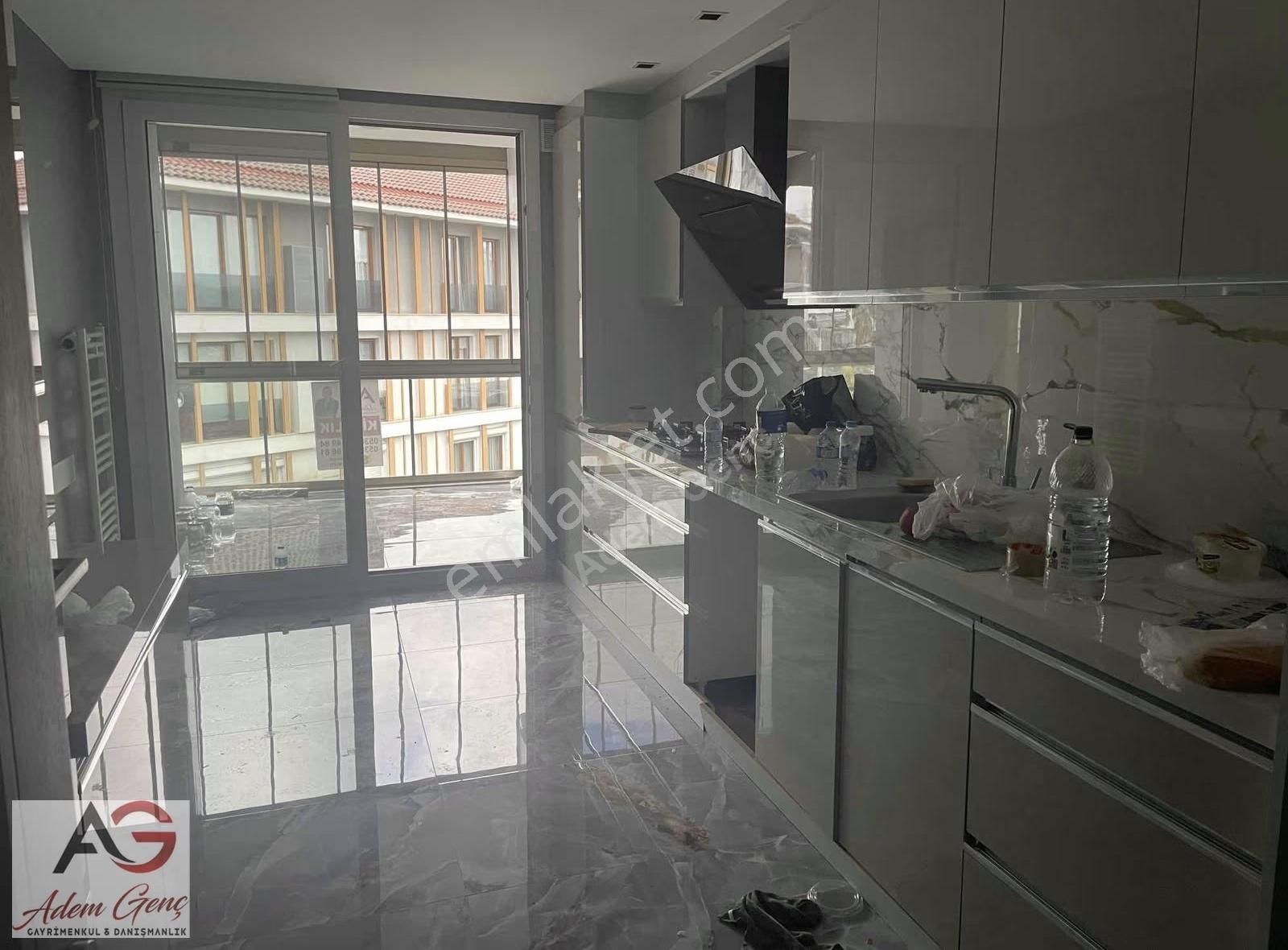 Avcılar Park Sitesi Kiralık 4+1 Daire - Görsel 9