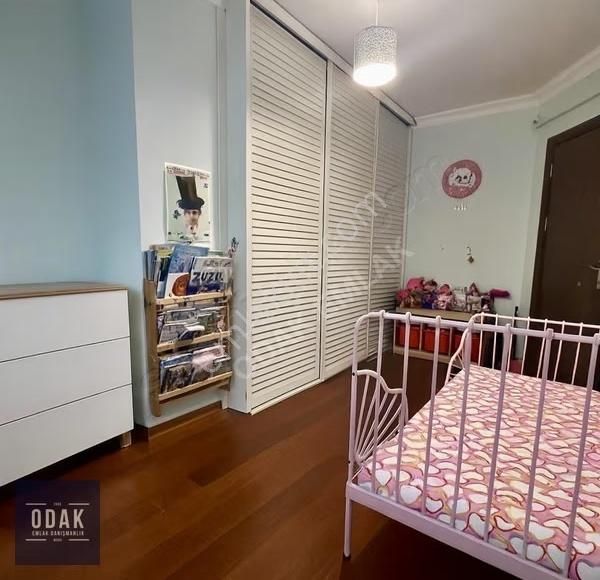 Odak'tan Bağdat Caddesi Üzerinde Genç Bina Da 2+1 Daire - Görsel 2