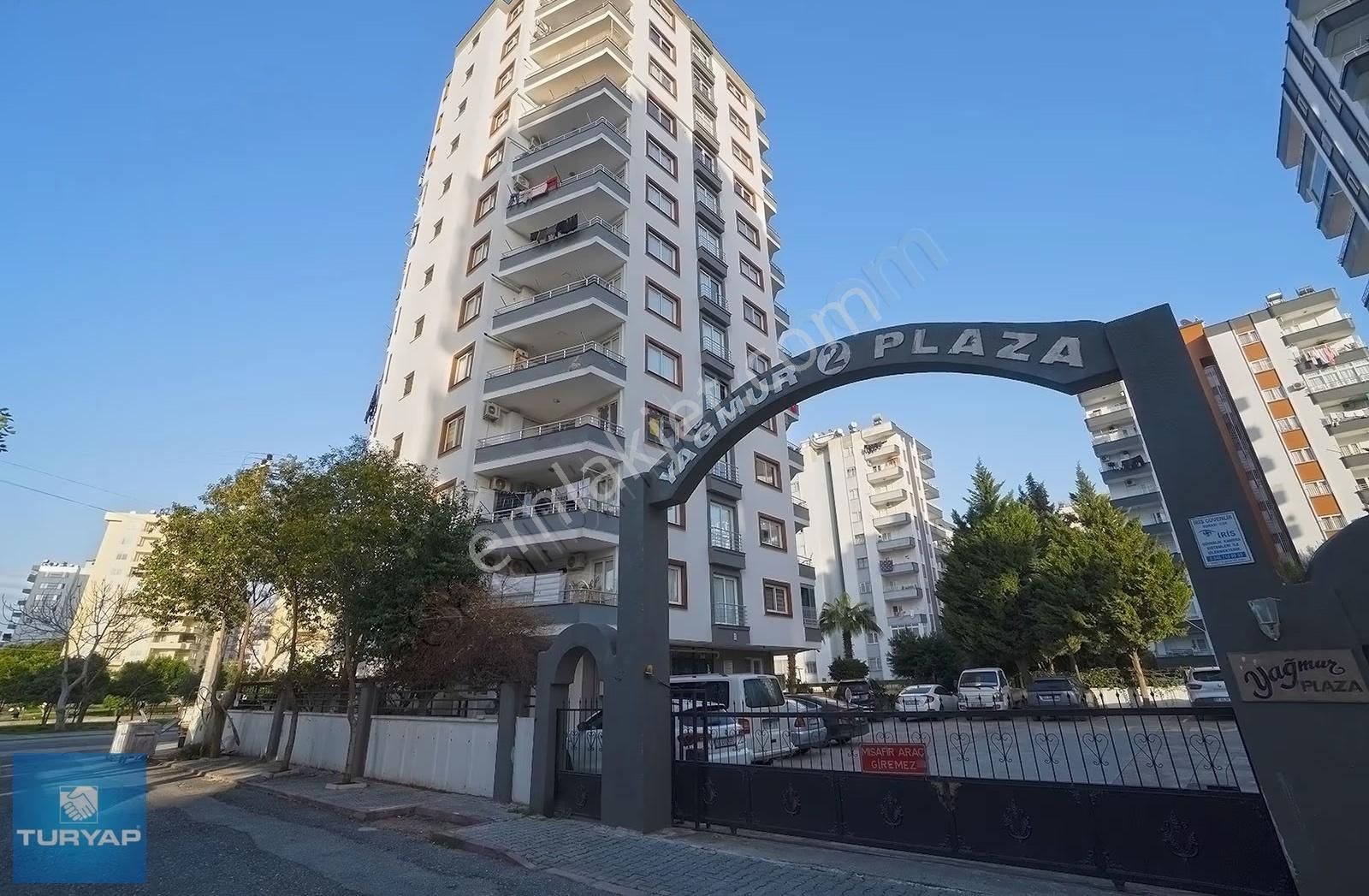 Turyap Erdemli'den Viranşehir Caddesinde Havuzlu Sitede 3+1